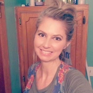 Meet your Posher, Melanie